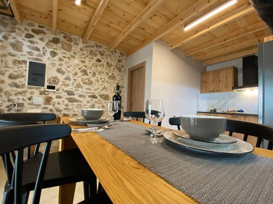 Stavlos Traditional Suite 앗시파프론 외부 사진